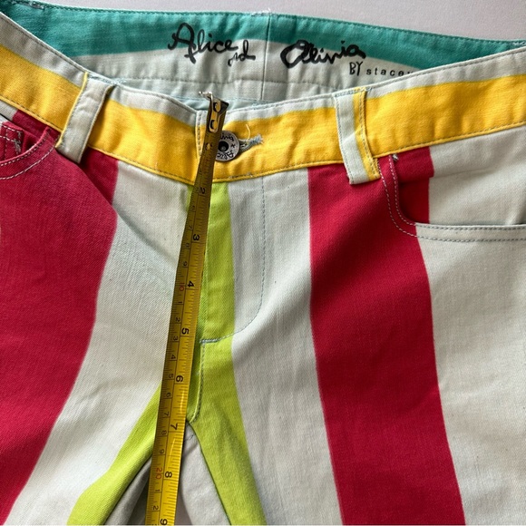 Alice & Olivia Striped Bell Bottom flared retro low waisted Jeans size 2 / 26 - Picture 7 of 11
